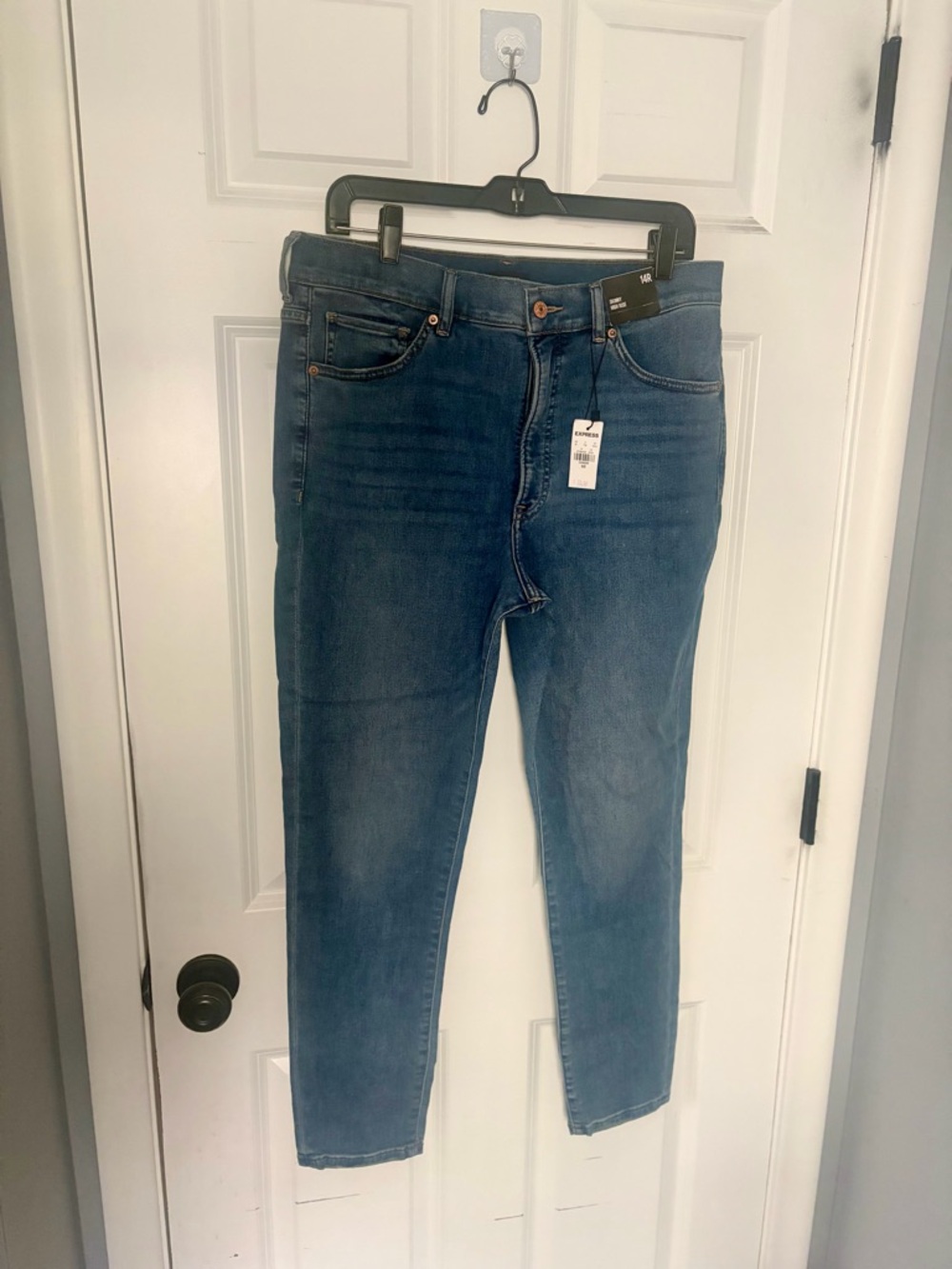 Express Women’s Medium Blue Skinny Jeans